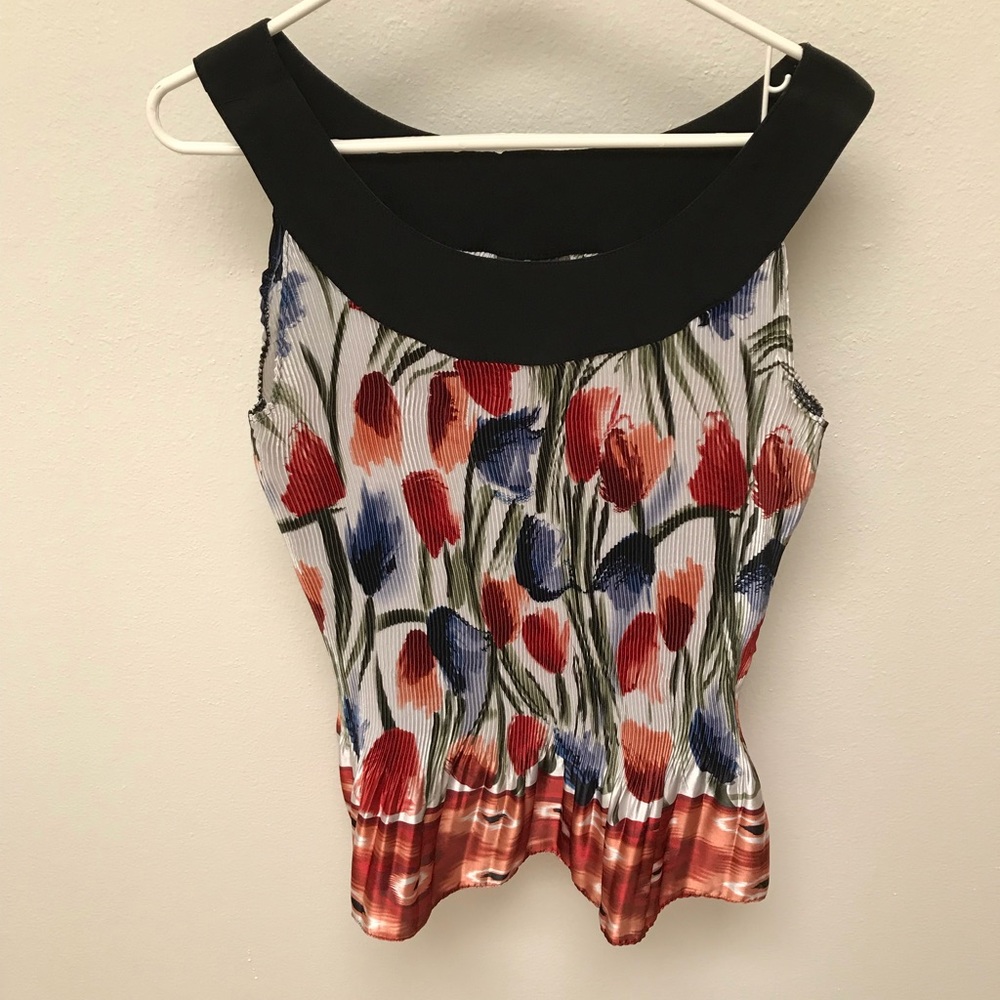 Sleeveless top